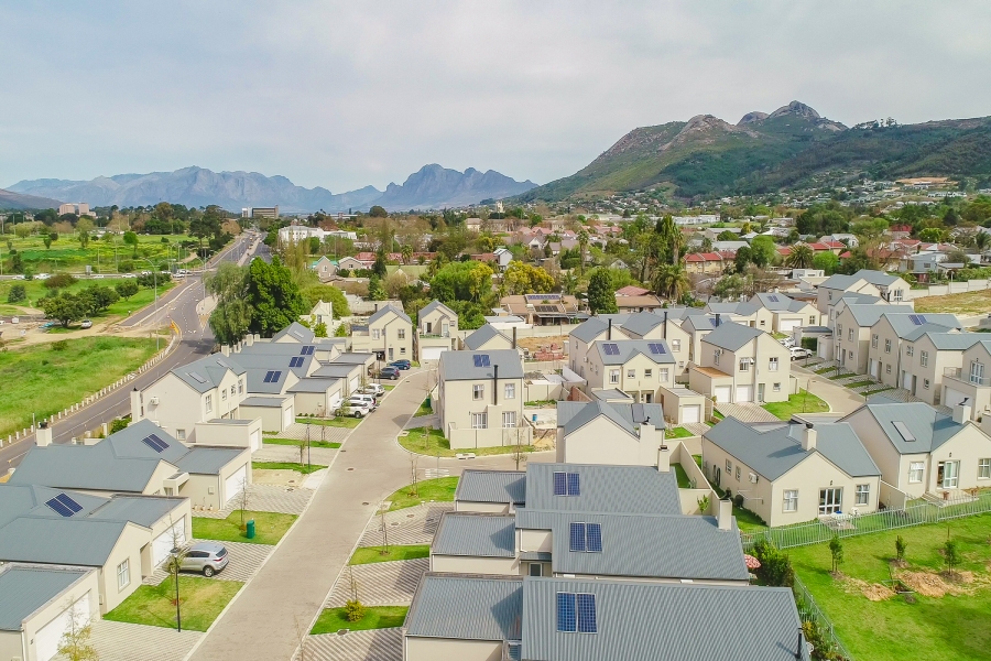 3 Bedroom Property for Sale in Honeydew Country Estate Western Cape